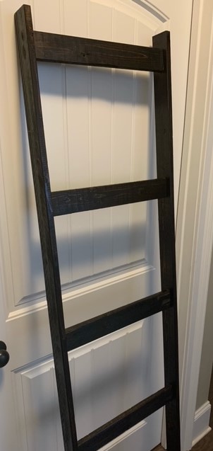 Create a Rustic Decorative Ladder: Easy DIY Instructions