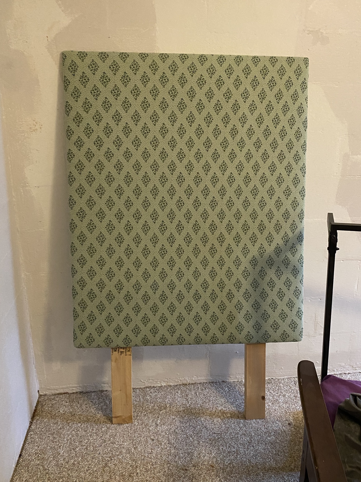 DIY Headboards from Recycled Plywood: A Cost-Effective Guide